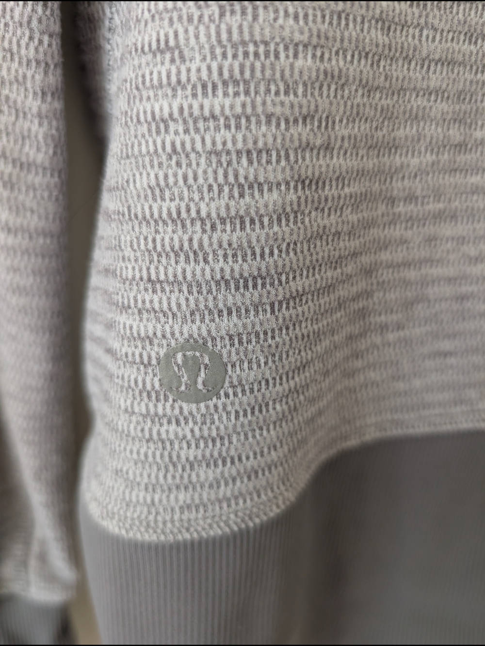 lululemon athletica Womens 10 Runderful 1/2 Zip Gray Activewear Running Outdoors - Picture 7 of 7